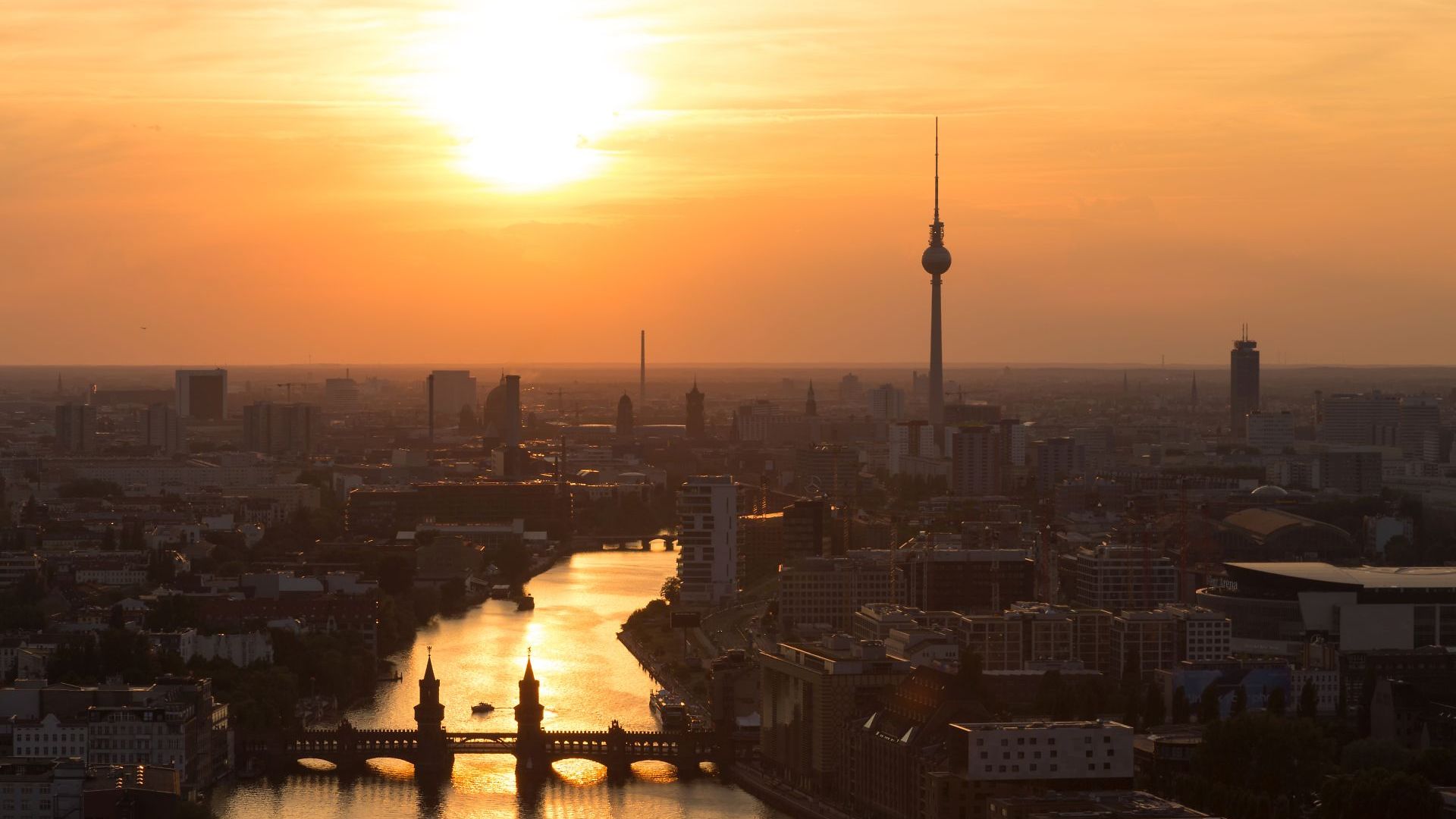 Blick auf Berlin bei Nacht